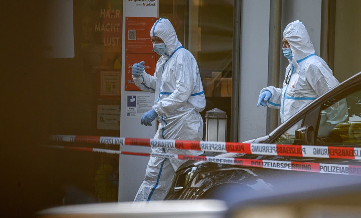Regensburg: Opfer der Messerattacke war Filialleiter (58) der Bank