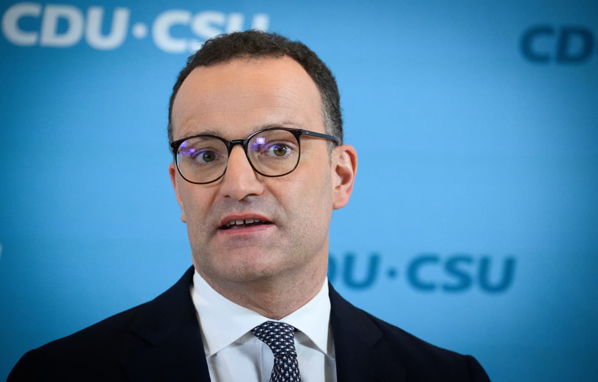 Sturm der Kritik an Jens Spahn wegen Leihmutter-Baby